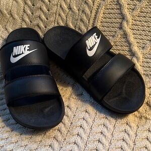 Nike Women's Black Slide Sandals